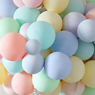 Ballons multicolores pastel